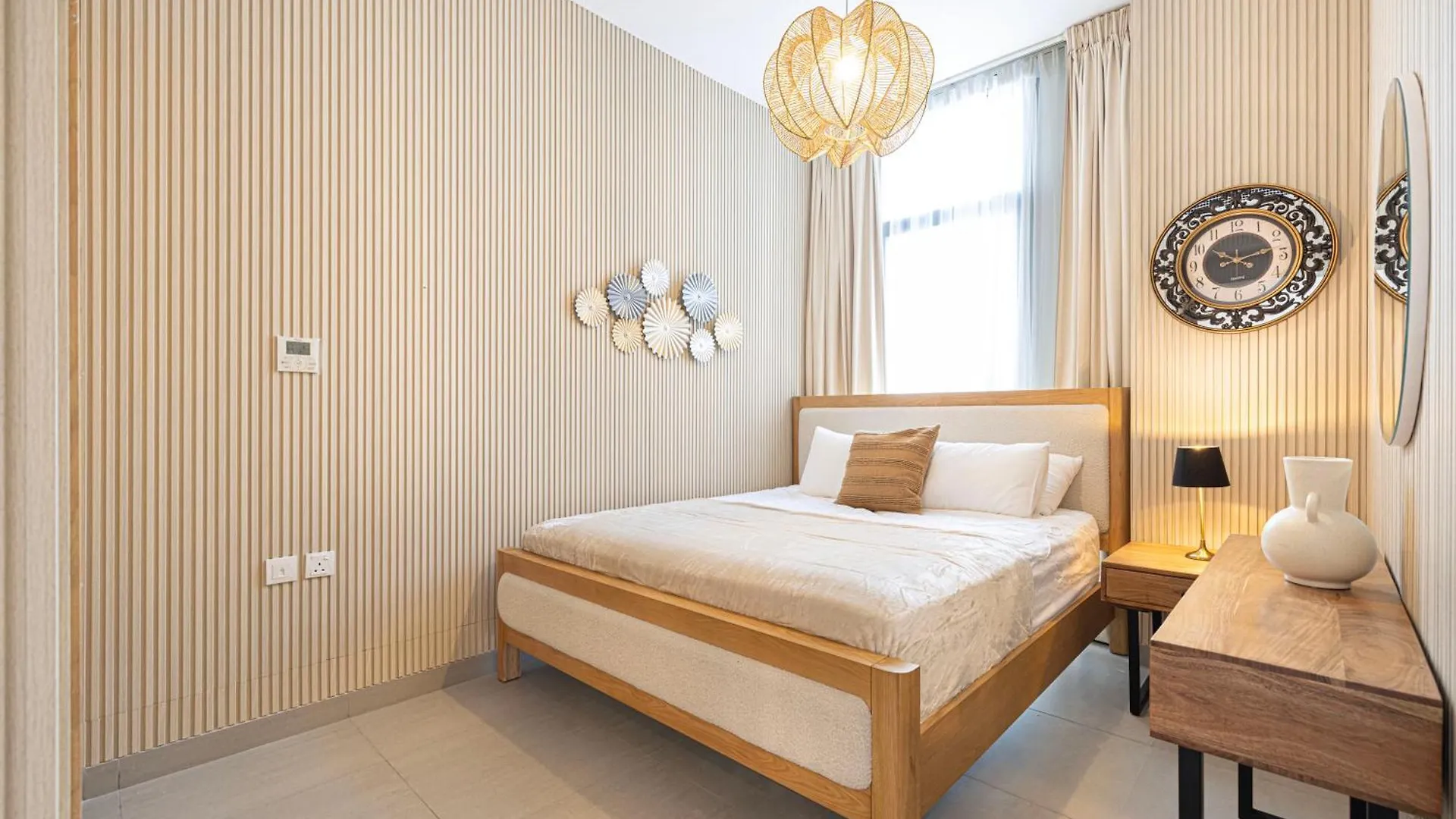 Luxury 1-Bedroom Apartment With Hall In Mamsha 沙迦