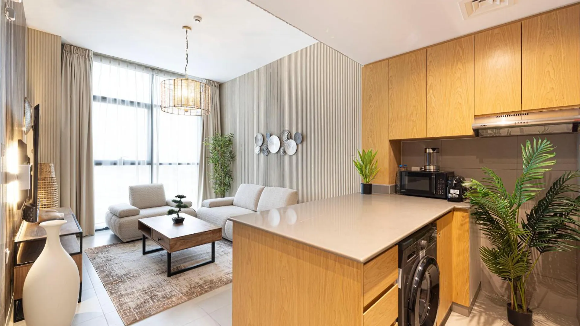 Luxury 1-Bedroom Apartment With Hall In Mamsha 沙迦
