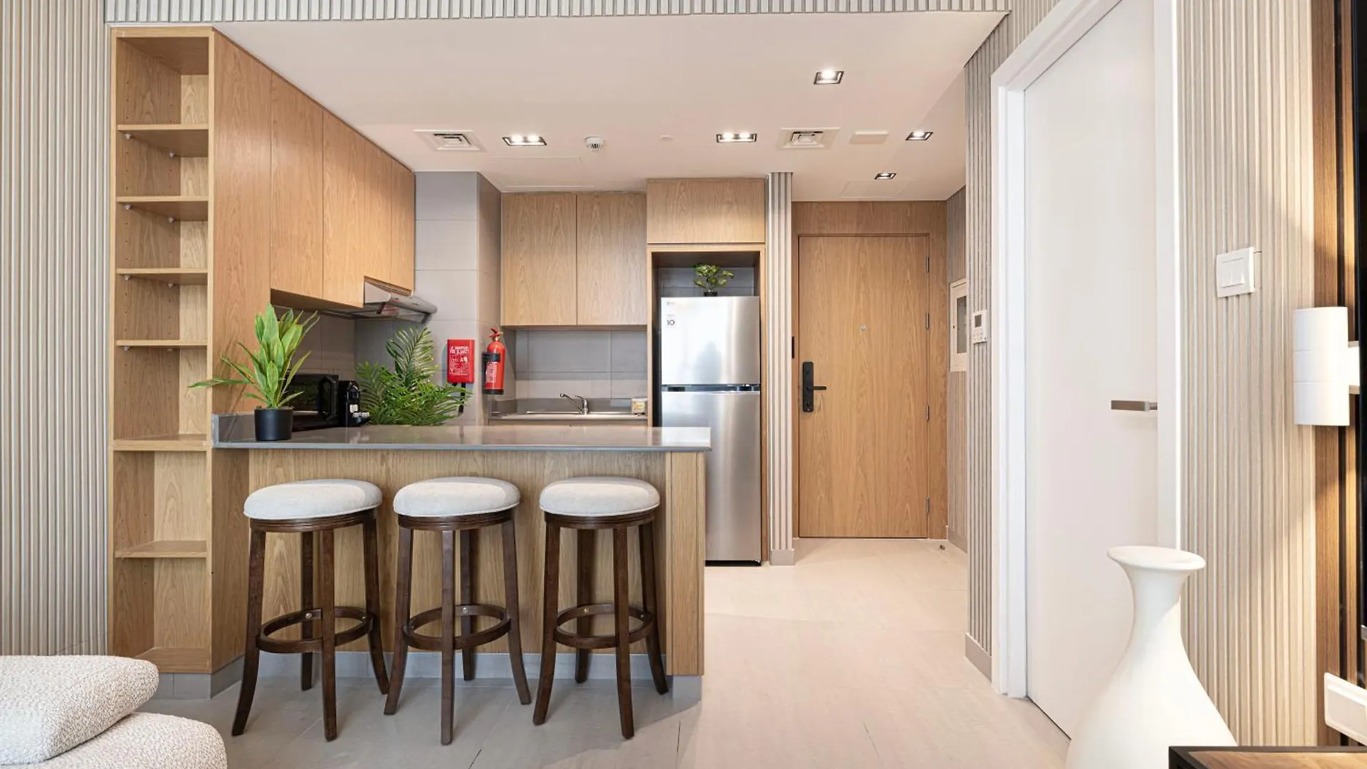 Luxury 1-Bedroom Apartment With Hall In Mamsha Sharjah