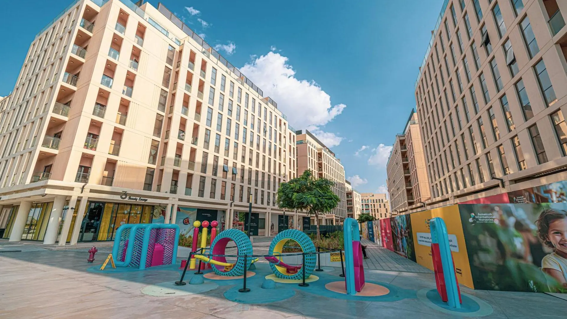 Luxury 1-Bedroom Apartment With Hall In Mamsha Sharjah